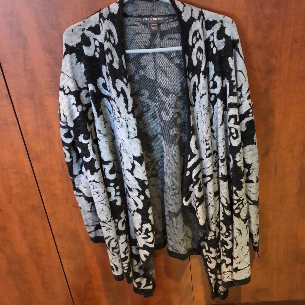 Maternity sweater